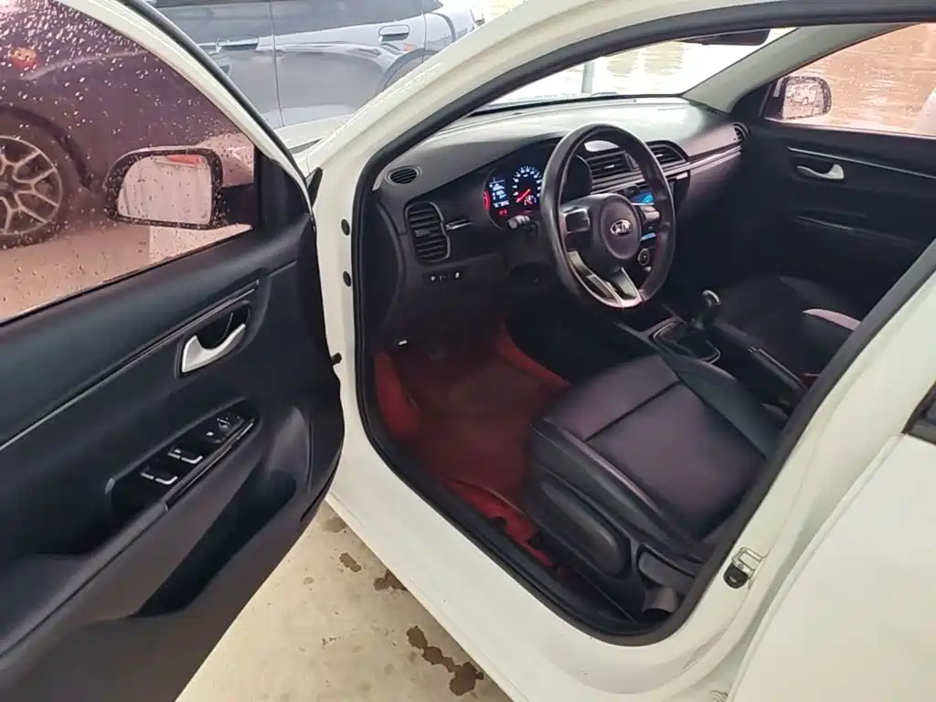 Kia K2 — миниатюра 16