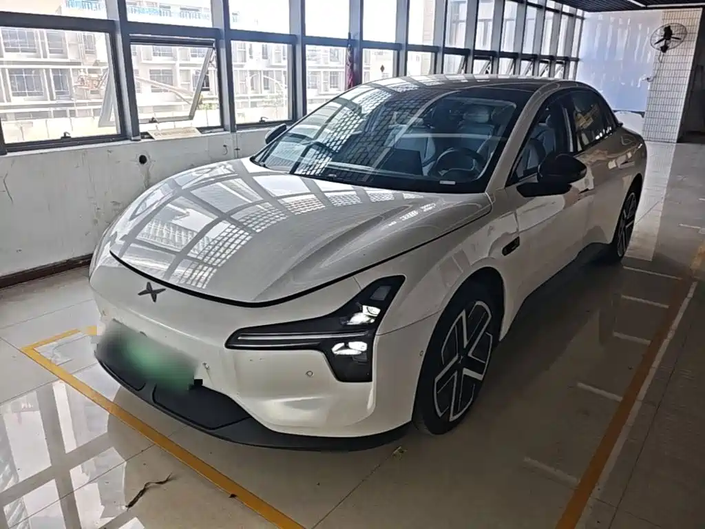 XPeng MONA M03 — миниатюра 2