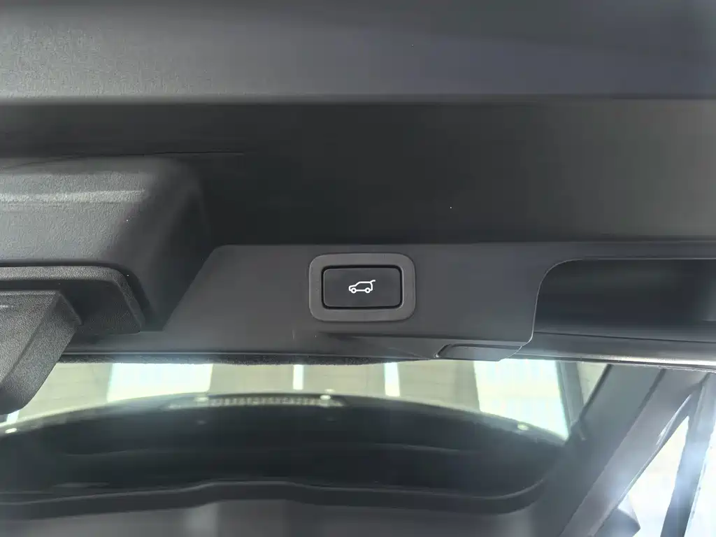 Land Rover Sport — миниатюра 15