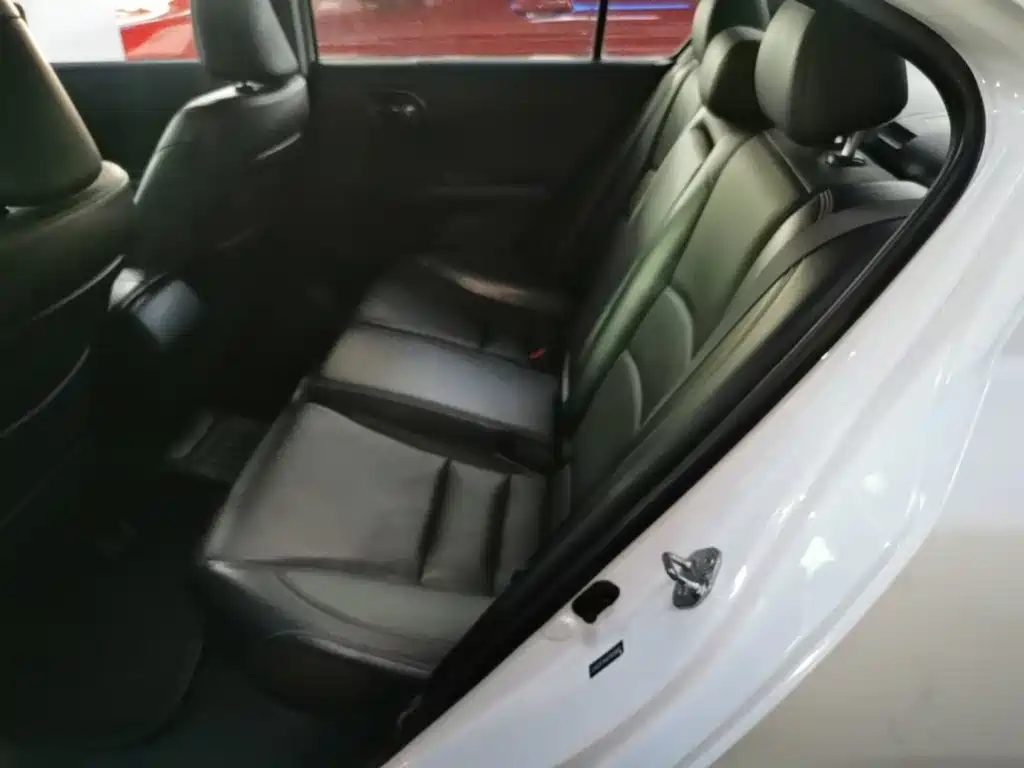 Honda Accord — миниатюра 17