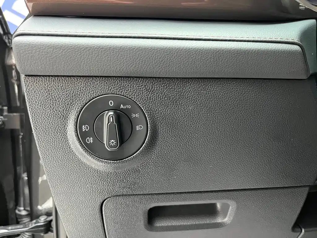 Volkswagen Tharu — миниатюра 15