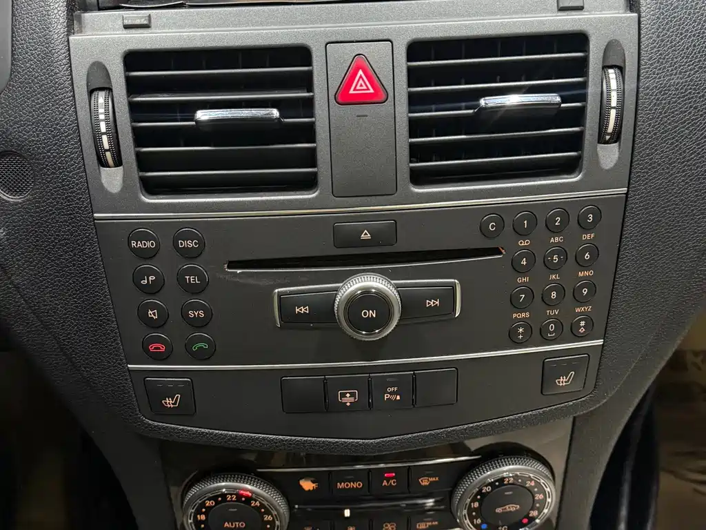 Mercedes-Benz C-Class — миниатюра 20