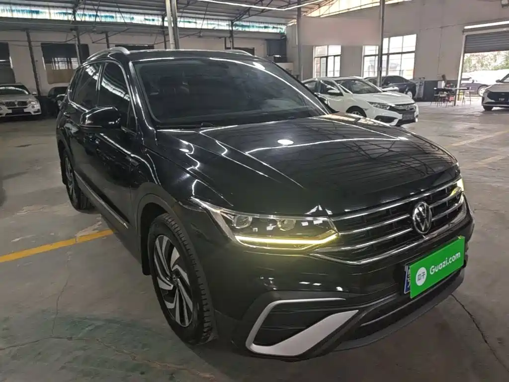 Volkswagen Tiguan L — миниатюра 4