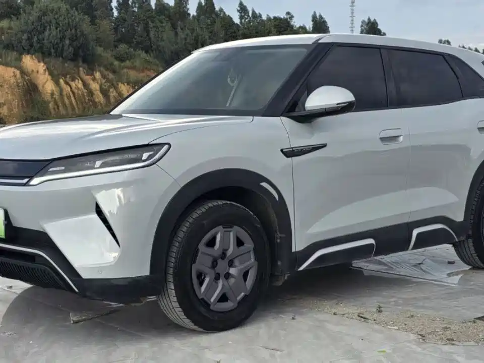 BYD Yuan UP