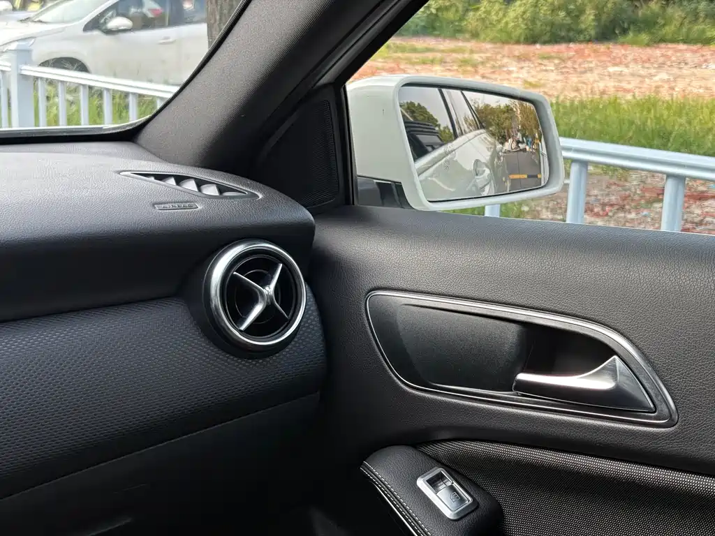 Mercedes-Benz A-Class (Import) A 200 Dynamic Type, фото 11