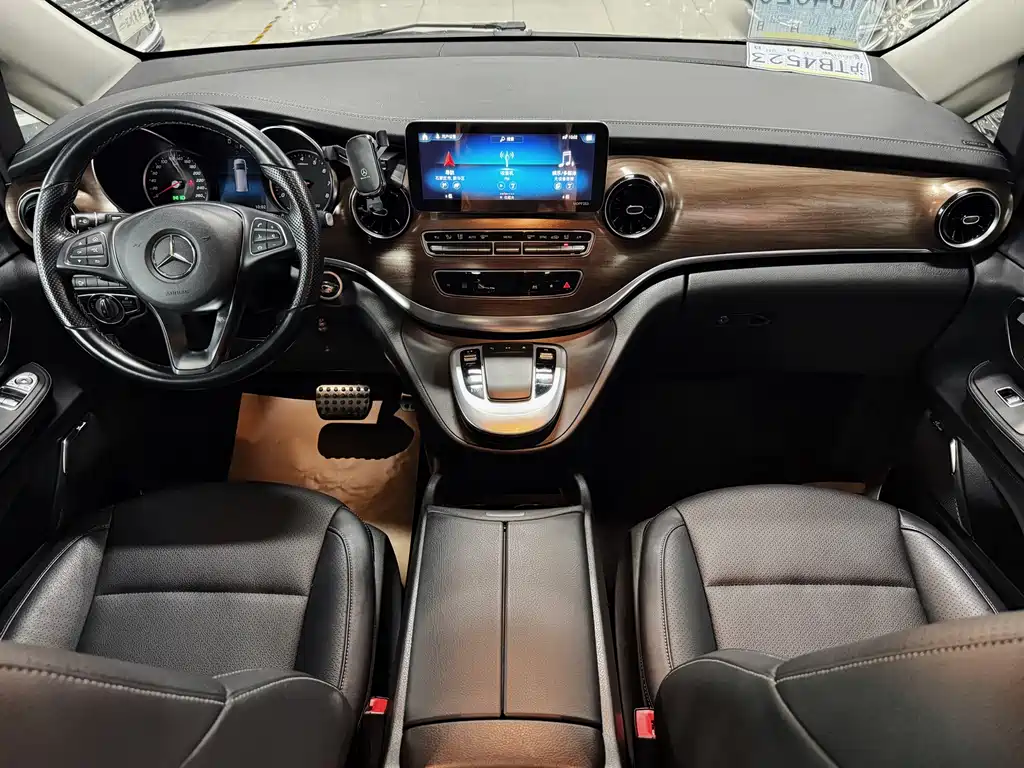 Mercedes-Benz V-Class — миниатюра 9