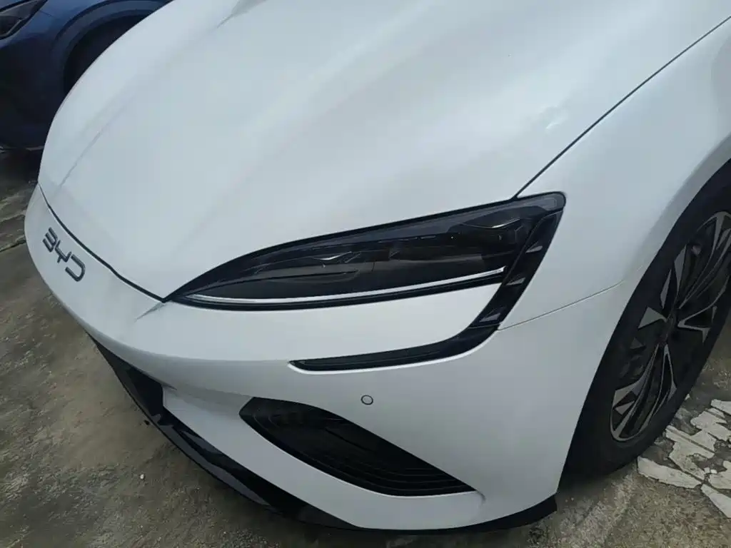 BYD Seal — миниатюра 24