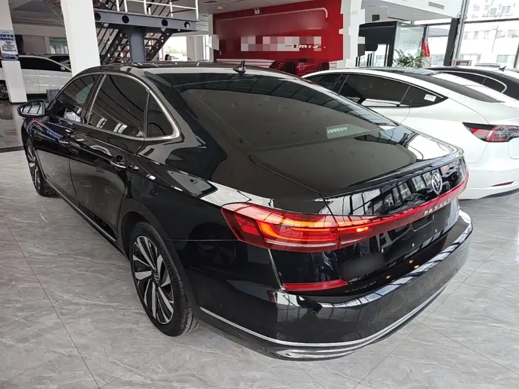 Volkswagen Passat 2023 330TSI Elite