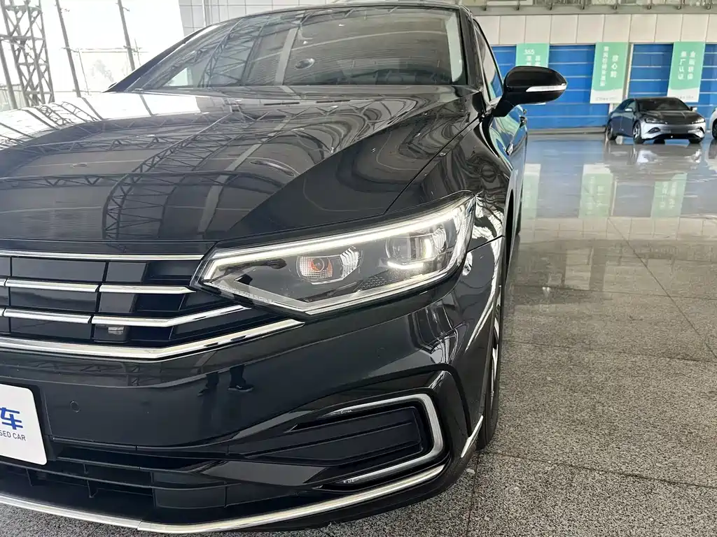 Volkswagen 迈腾 PHEV — миниатюра 19
