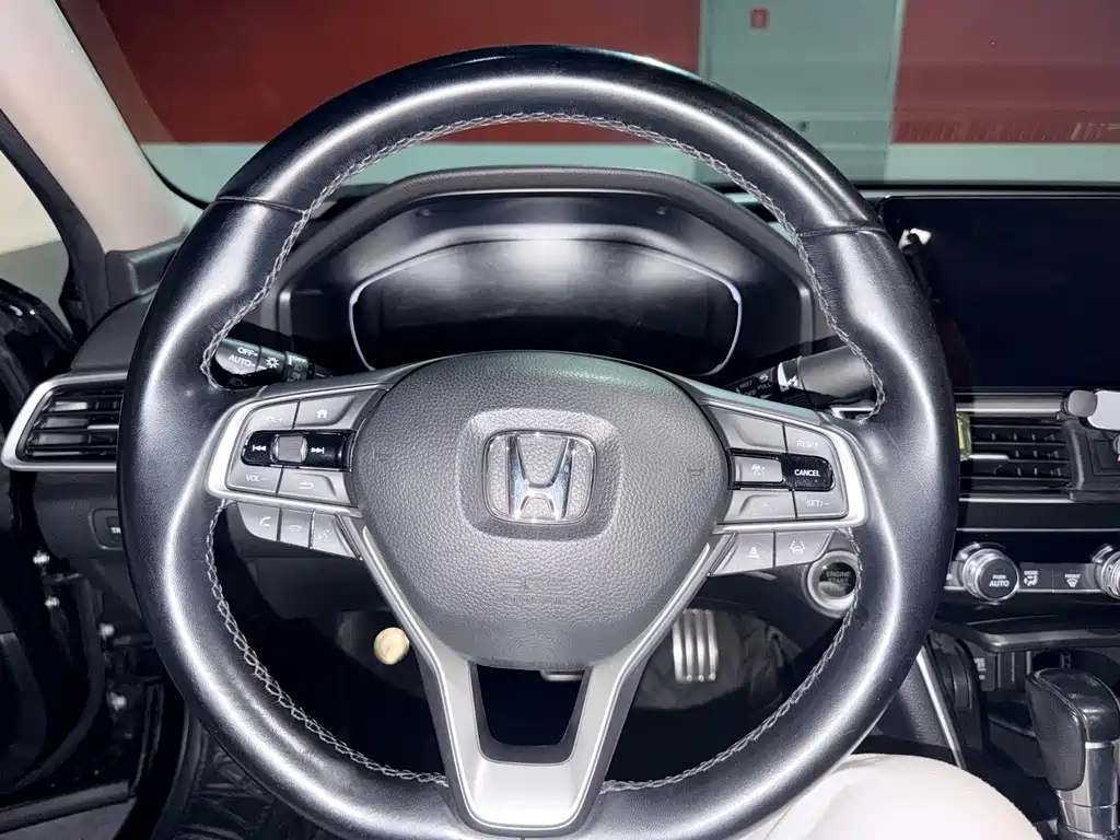Honda Accord — миниатюра 15