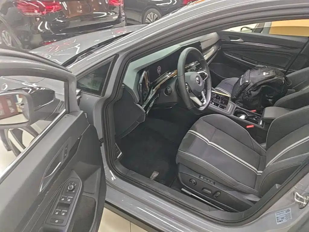 Volkswagen Golf — миниатюра 16