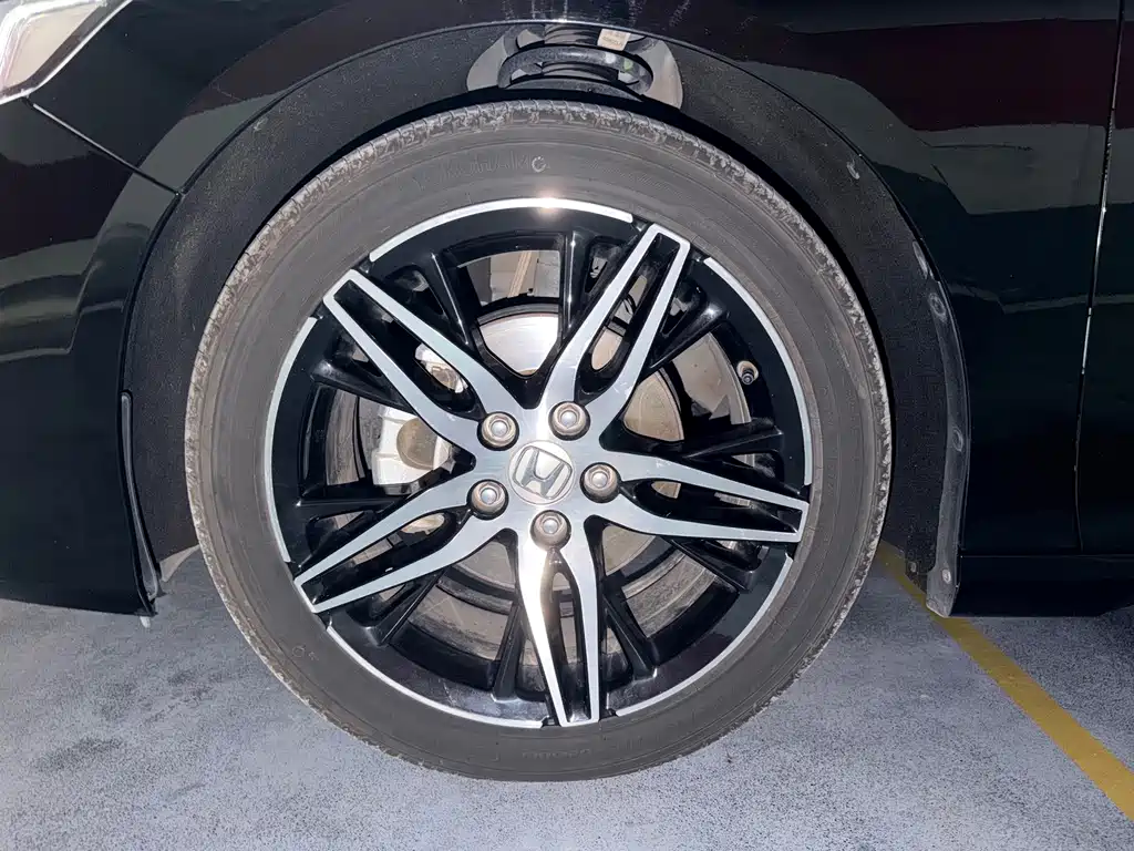 Honda Accord — миниатюра 18