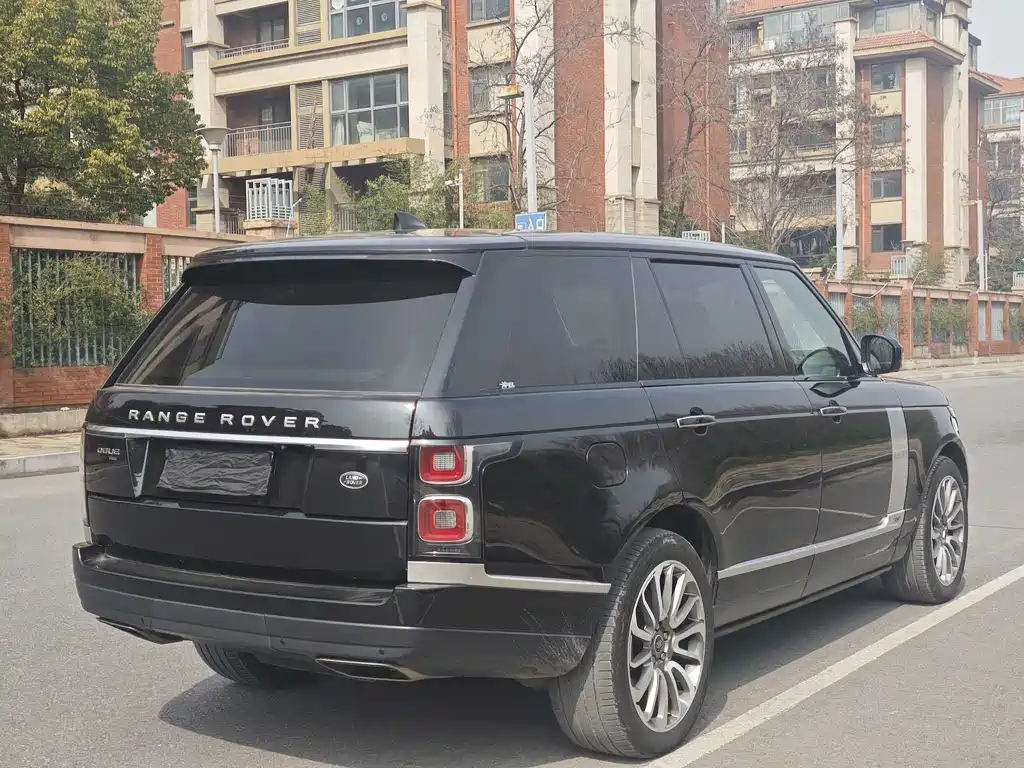 Land Rover Range Rover 2020 3.0 L6 Long Wheelbase