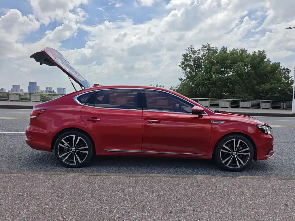 MG MG6 — миниатюра 4
