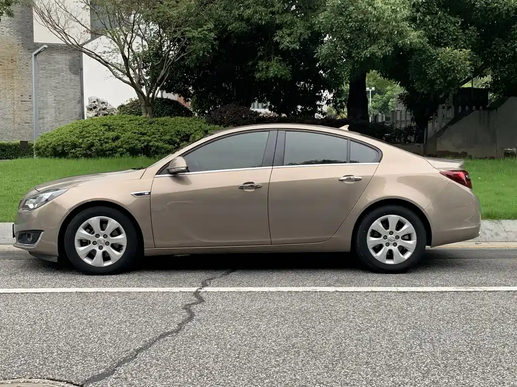 Buick Regal — миниатюра 6
