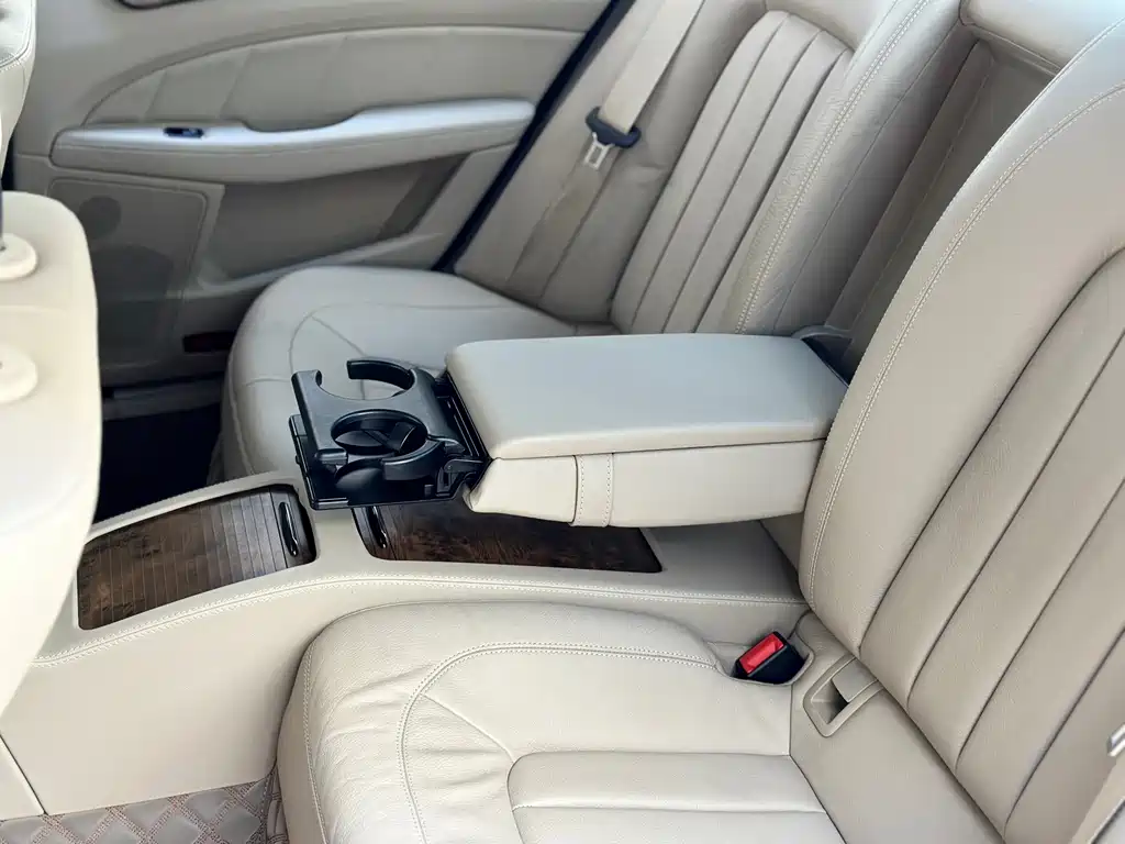 Mercedes-Benz CLS — миниатюра 17