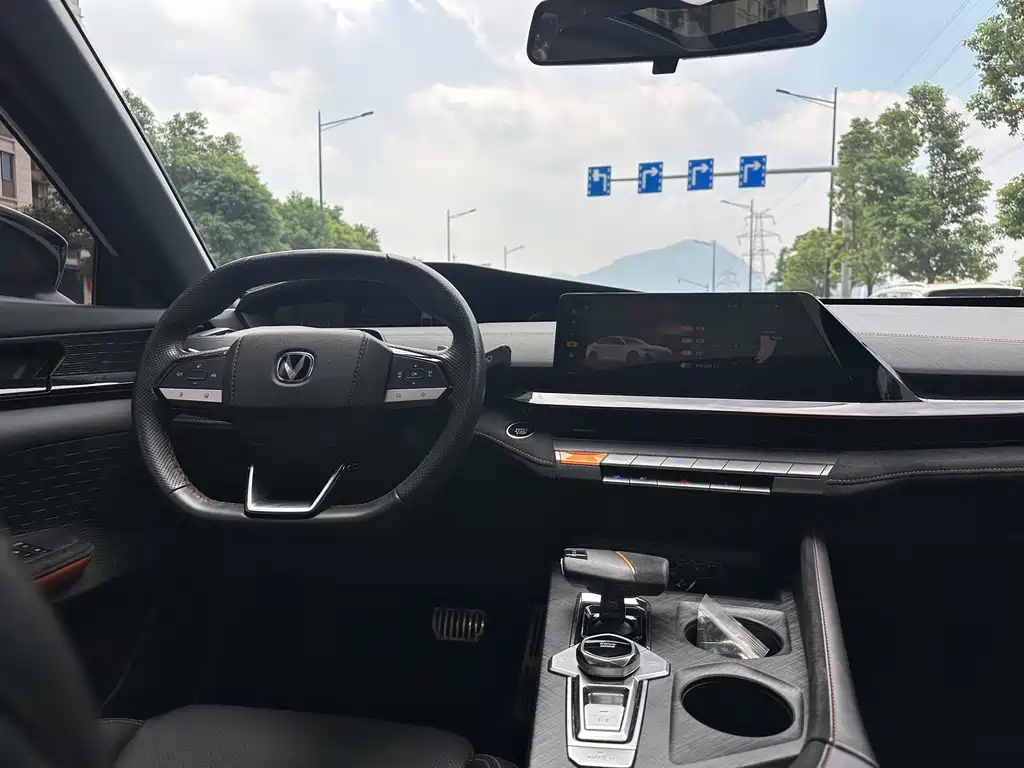 Changan UNI-V — миниатюра 14