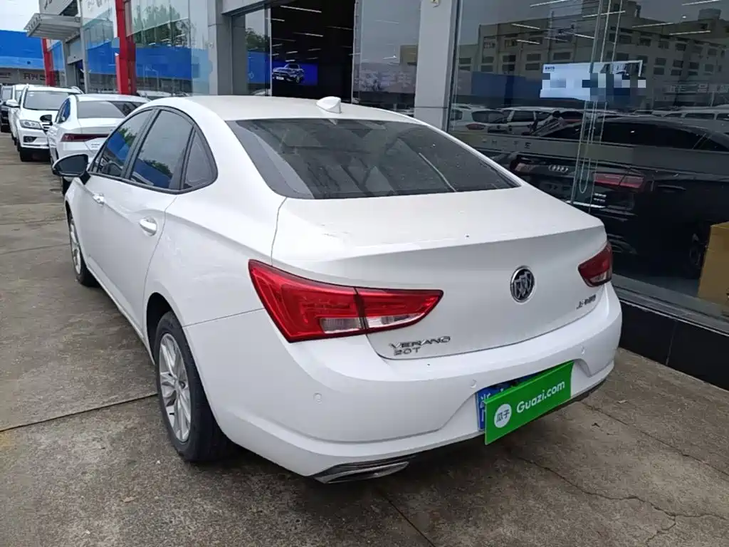 Buick Verano — миниатюра 5