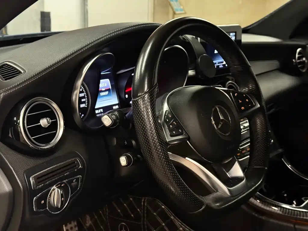 Mercedes-Benz C-Class (Import) — миниатюра 7