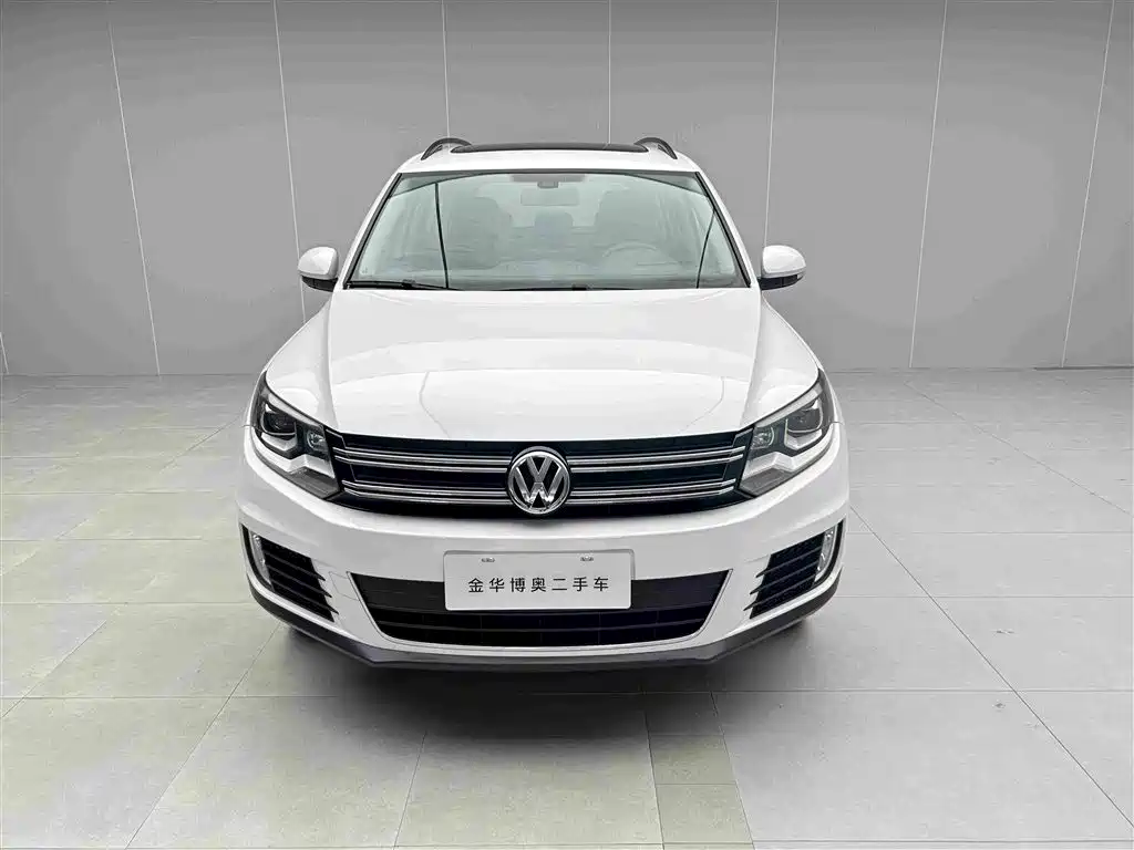 Volkswagen Tiguan — миниатюра 2