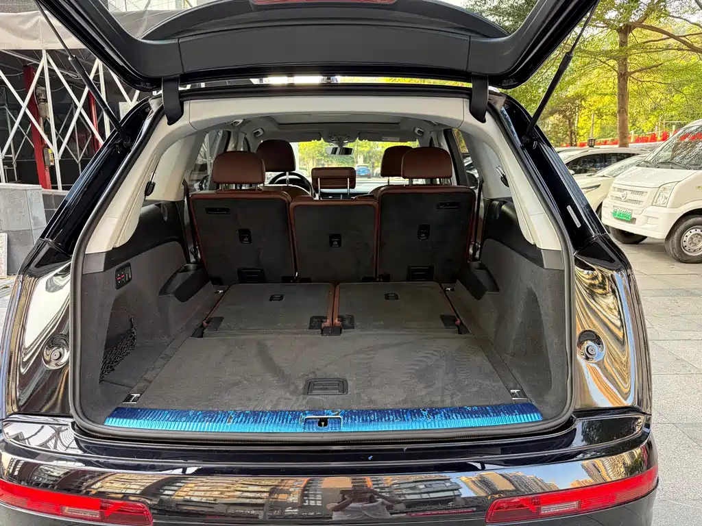 Audi Q7 — миниатюра 19
