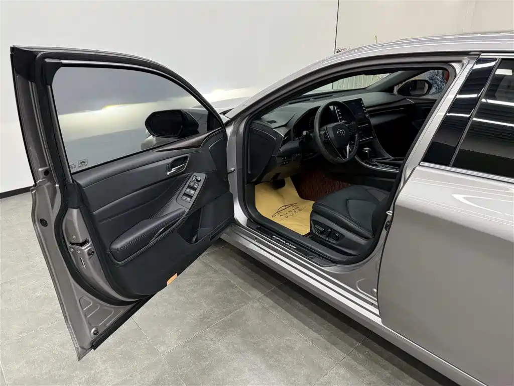 Toyota Avalon 2019 2.0L XLE Premium VI