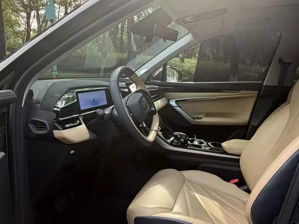 Geely Boyue L — миниатюра 5