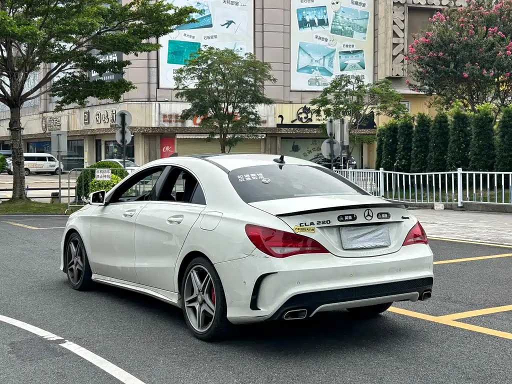 Mercedes-Benz CLA 2015 CLA 220 4MATIC