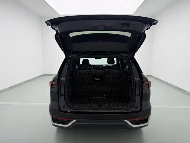 Ford Equator Sport — миниатюра 14