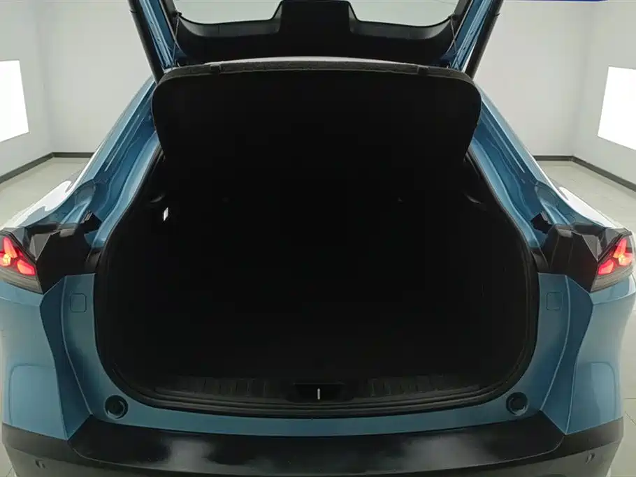 Changan Deepal DARK BLUE L07