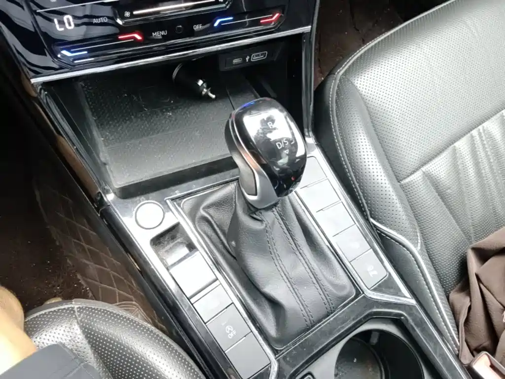 Volkswagen Passat — миниатюра 14