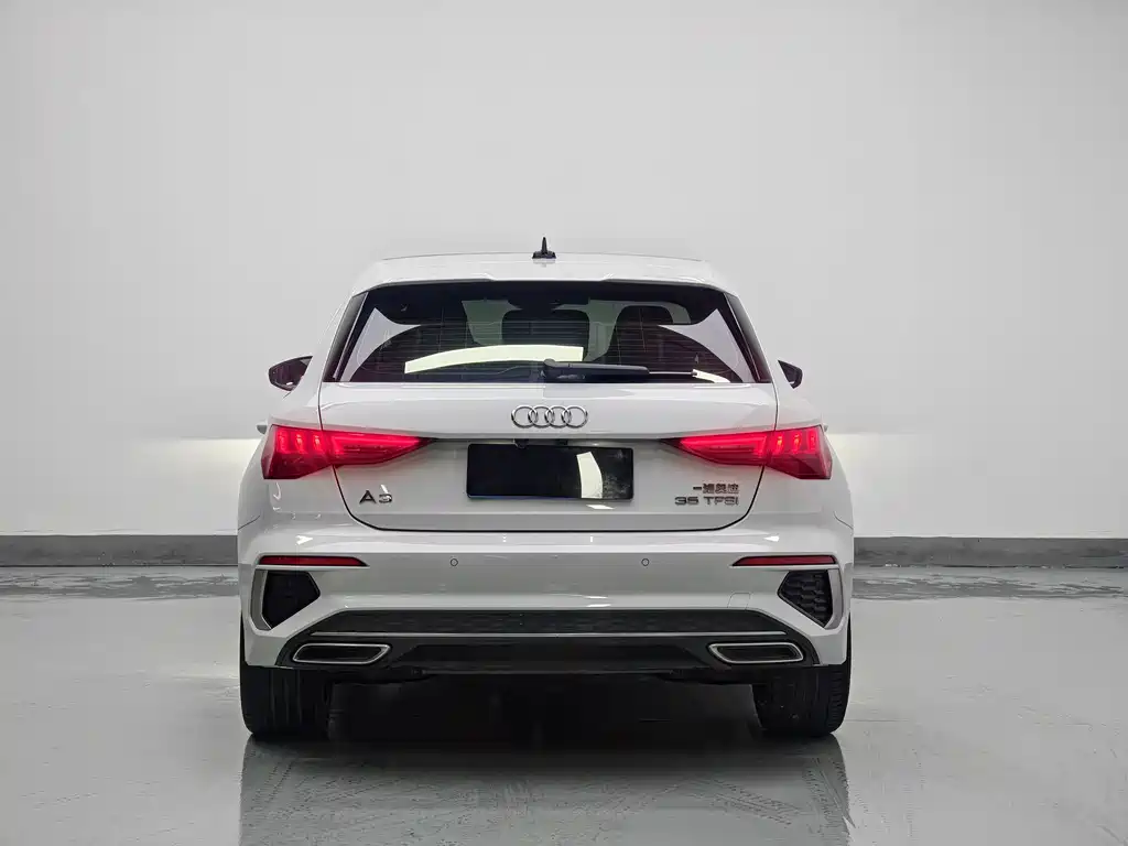 Audi A3 2022 Sportback 35 TFSI Fashion Sport