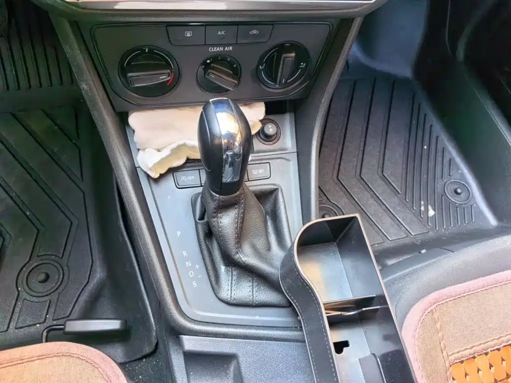Volkswagen Lavida — миниатюра 10