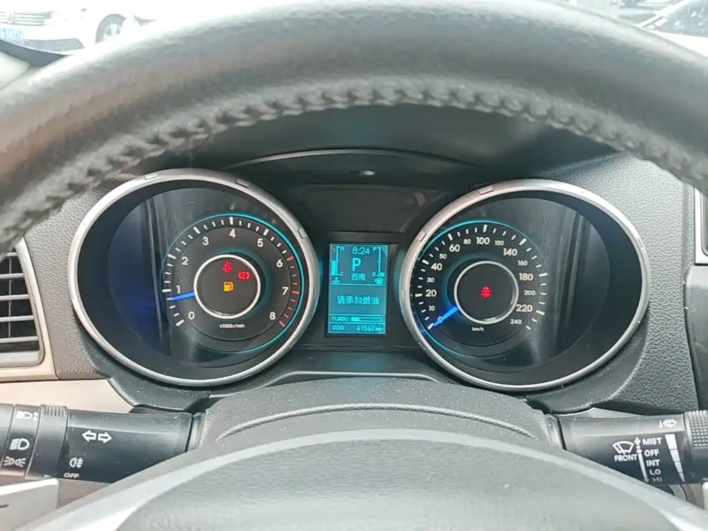 BAIC Senova X65 — миниатюра 12