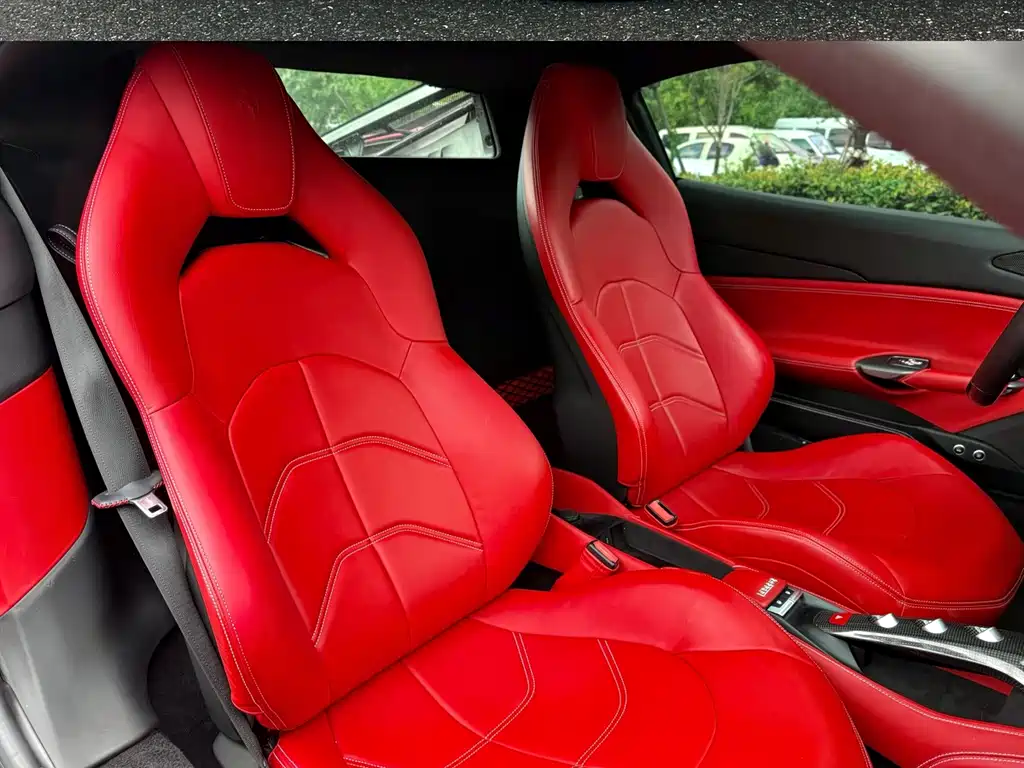 Ferrari 488 — миниатюра 5