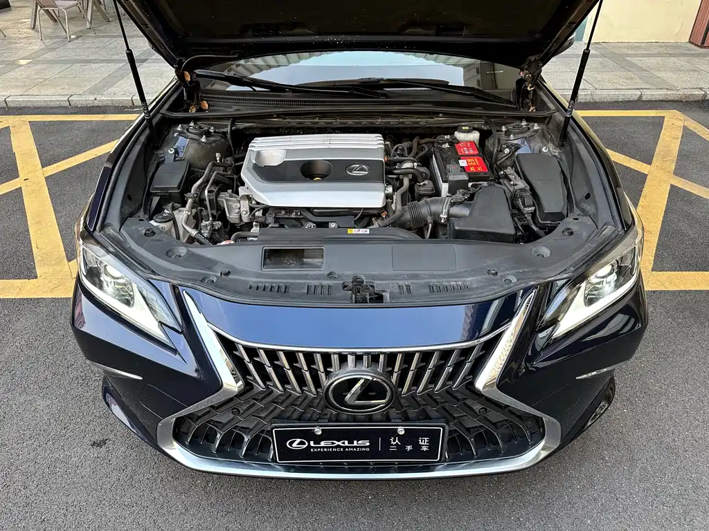 Lexus ES — миниатюра 4