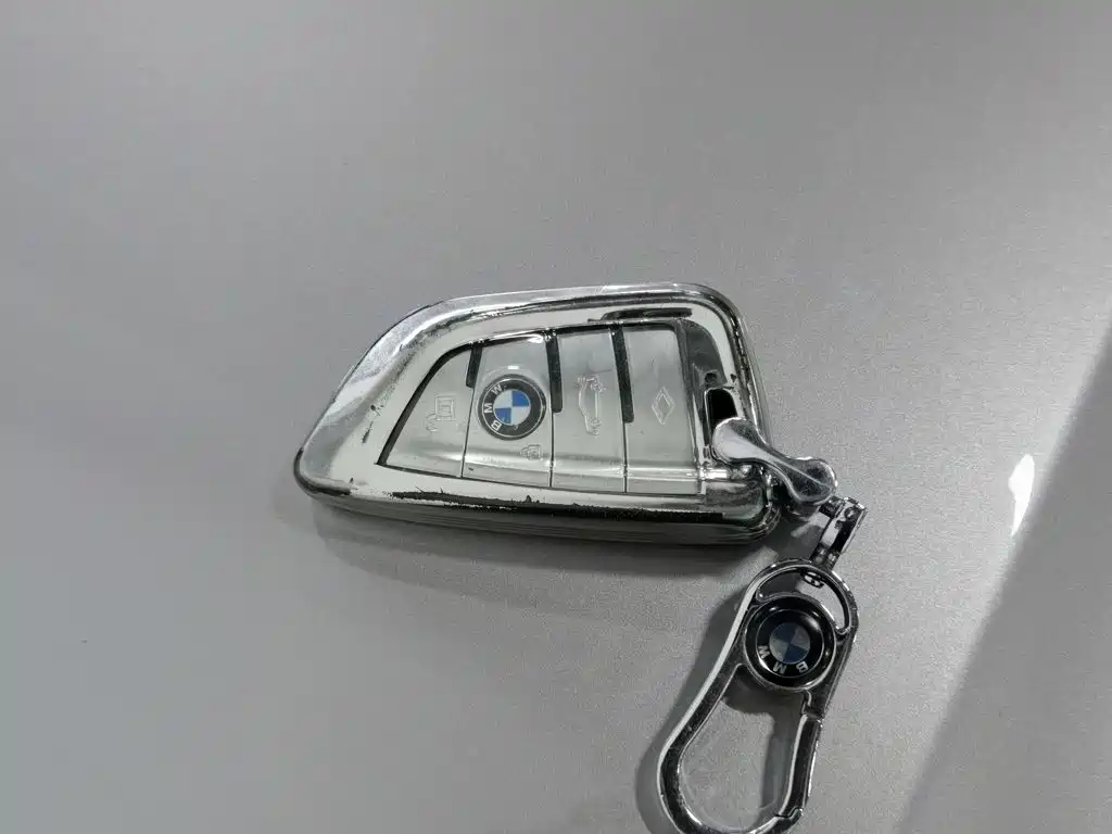 BMW 5 Series — миниатюра 19
