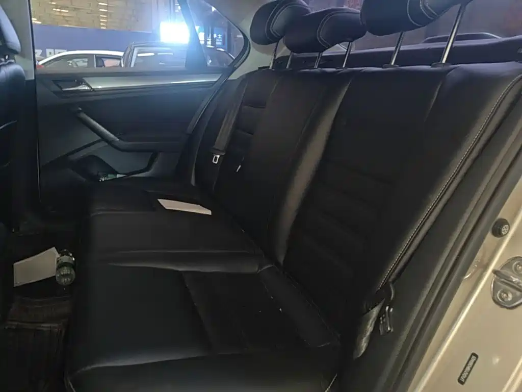 Volkswagen Bora — миниатюра 17