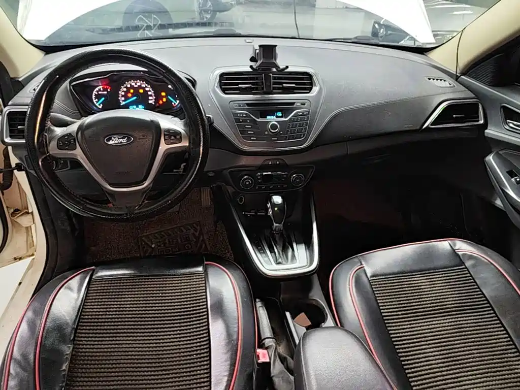 Ford Escort — миниатюра 14