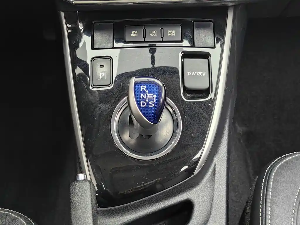 Toyota Corolla — миниатюра 13
