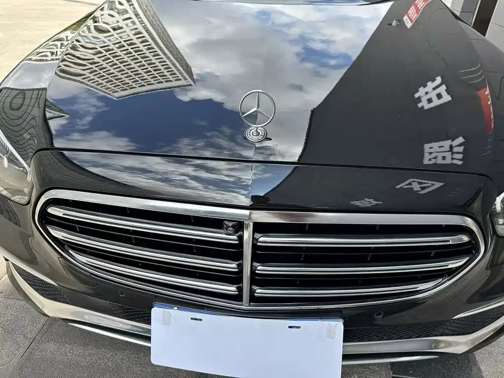 Mercedes-Benz E-Class — миниатюра 24