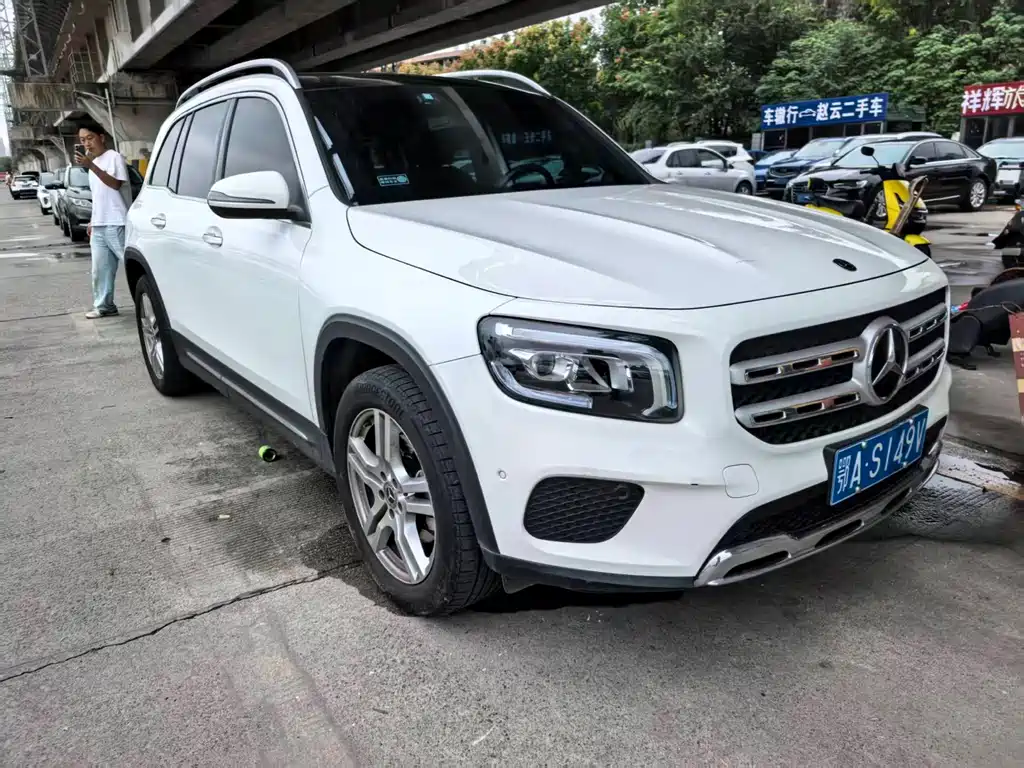 Mercedes-Benz GLB — миниатюра 3