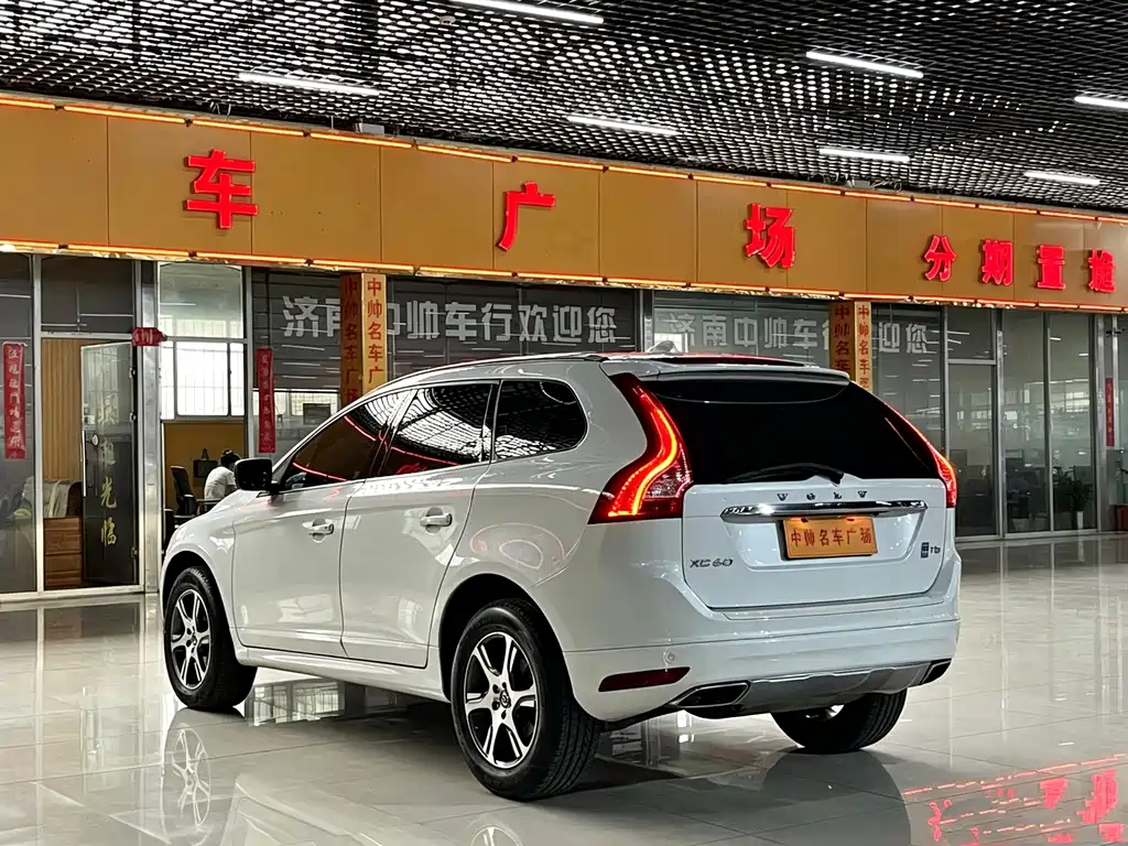 Volvo XC60 (Import) — миниатюра 6