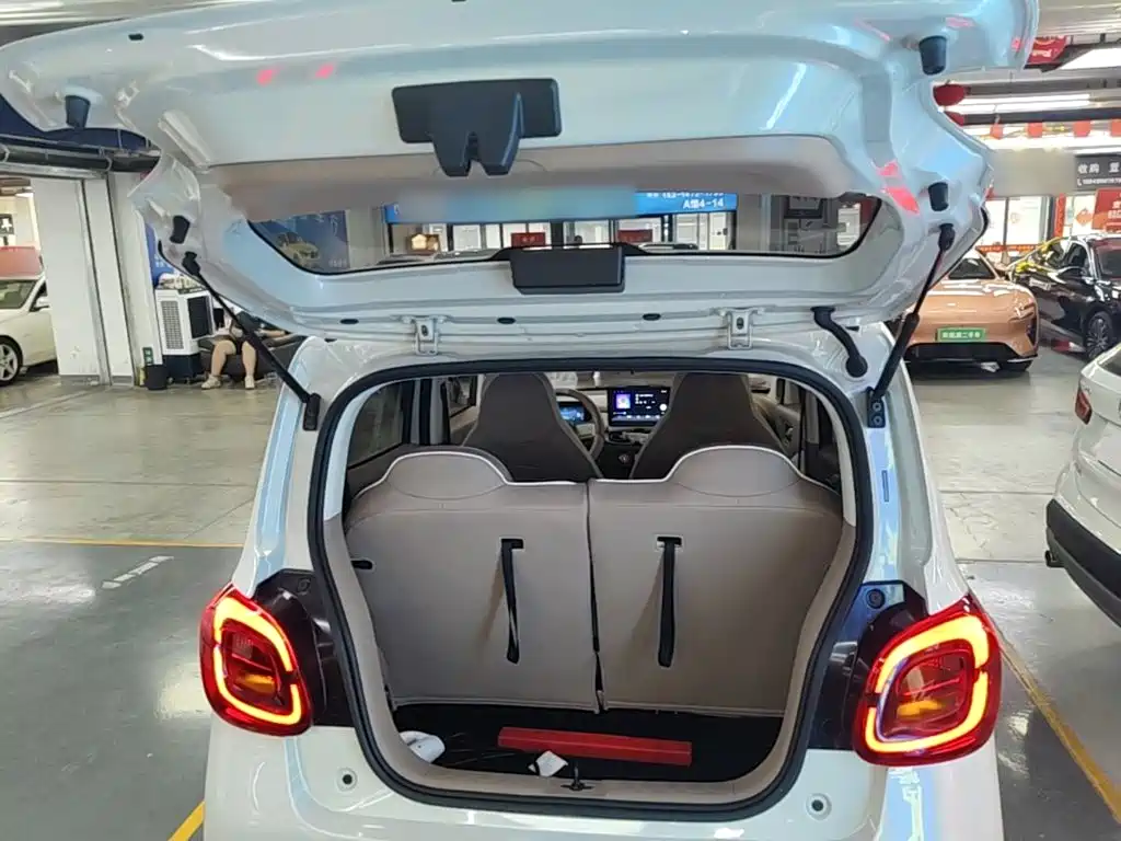 Wuling MINIEV — миниатюра 19