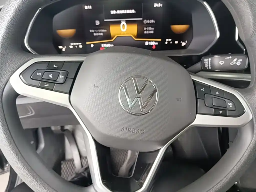 Volkswagen Passat — миниатюра 11
