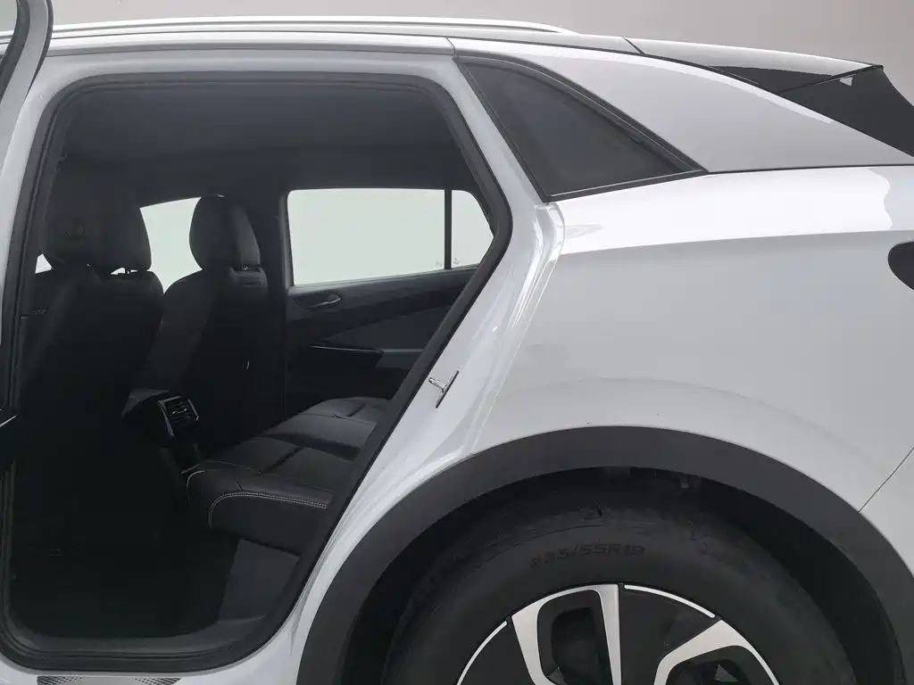 Volkswagen ID.4 X — миниатюра 15