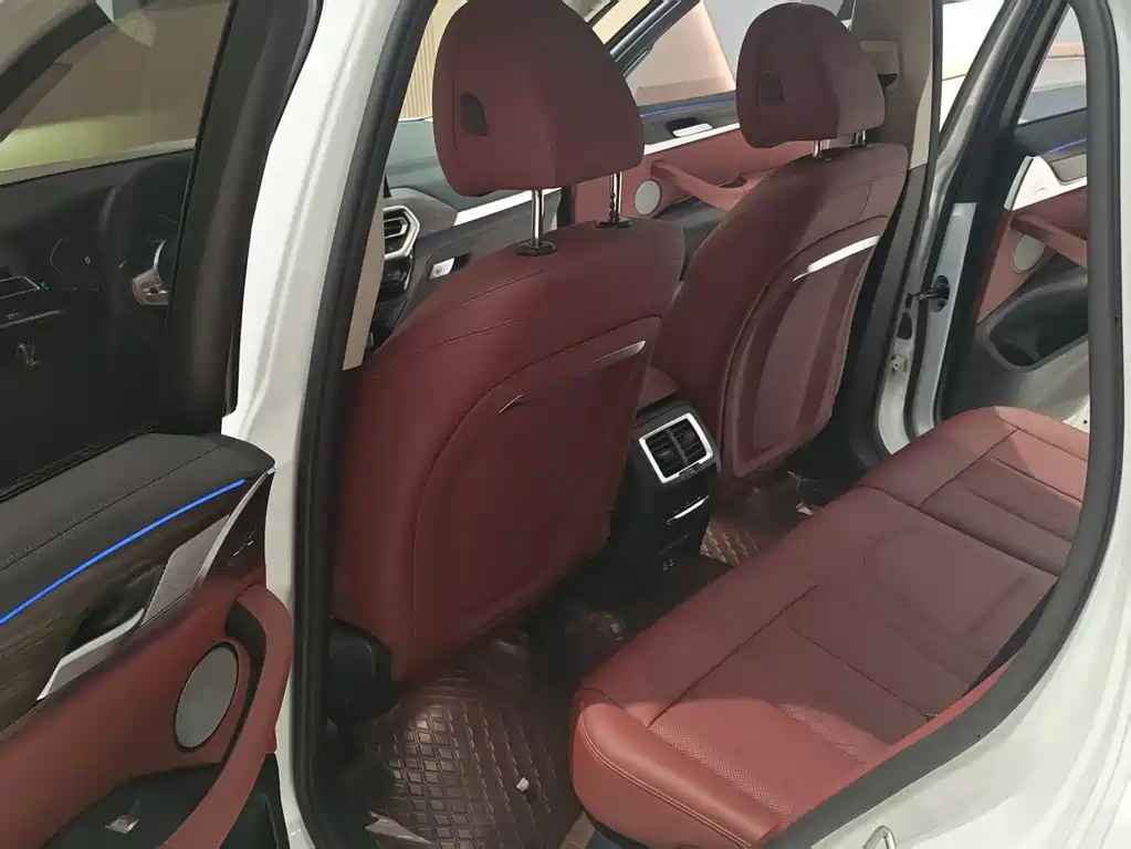 BMW X3 — миниатюра 12
