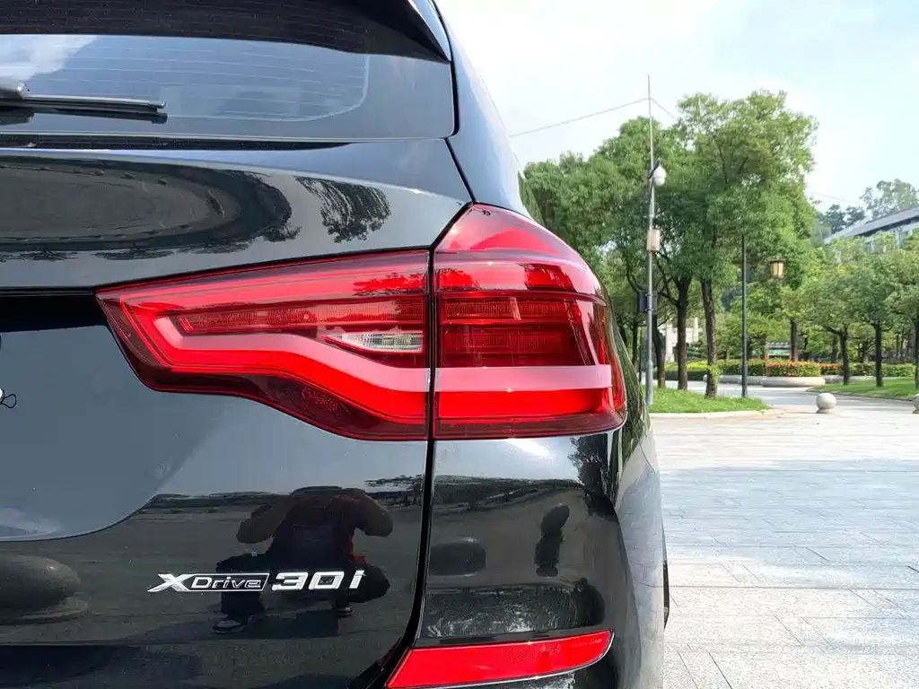 BMW X3 — миниатюра 15