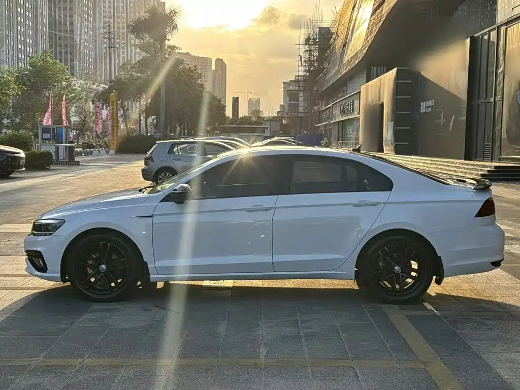 Volkswagen Lamando — миниатюра 11