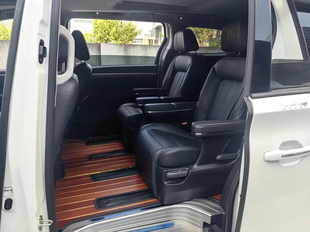 GAC Motor Trumpchi M8 — миниатюра 12